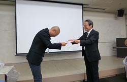 米村耕治氏